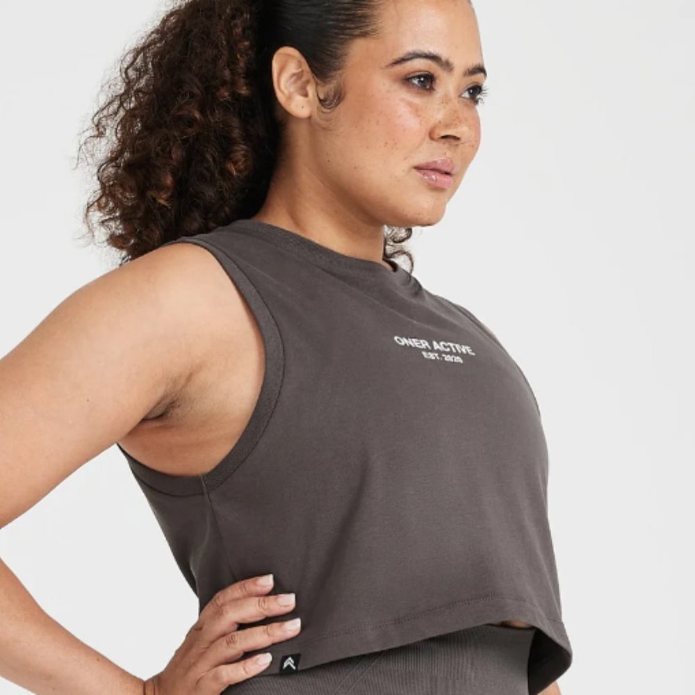 Oner Active GRAPHIC JERSEY TANK in Washed Deep Taupe Size M